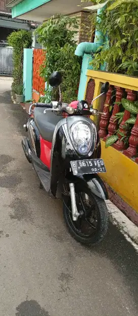 Di jual Scoopy  karbu th 2012,di Bintaro pdk aren