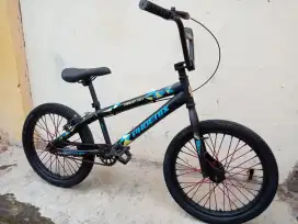 Sepeda BMX Ukuran 20 PHOENIX.