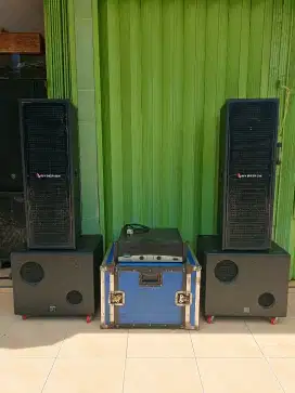 Speaker 6,5 Inch x 9 Dan Subwoofer 12 Inch VC 4 Inch 1 Power Linear