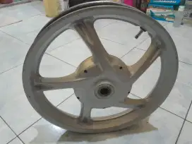 Velg Belakang Ori Yamaha Fino Grande