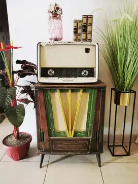 Radio antik lama