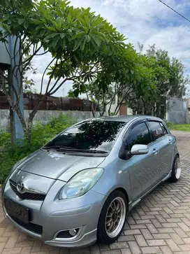 Dijual Yaris E 2009