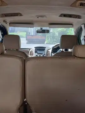 Toyota Kijang Innova 2005 Bensin