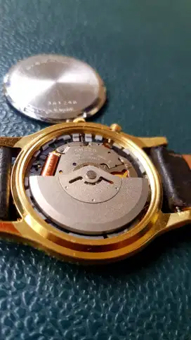 Jam Seiko Automatic Generating System