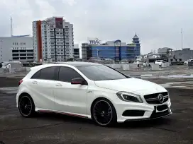 Mercedes Benz A45 AMG 2014 / Panoramic roof / Low Kilometer / Like NEW