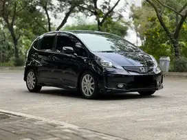 KM 59rb ! HONDA JAZZ RS 2014 GE8 MMC 2013 AUTOMATIC LAST EDITION !