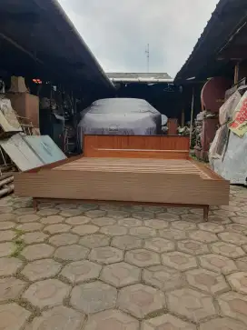 tempat tidur jati tua kaki jengki antik