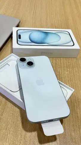 iPhone 15 256 gb iBox bh 100% 1 bulan pakai garansi aktif panjang