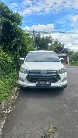 Innova Reborn 2.4 G AT 2020 cat dan interior ori bebas laka dan banjir