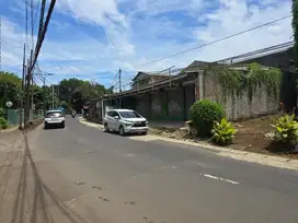 Rumah Tua di Pinggir Jalan Kebagusan Jakarta Selatan