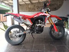 Honda crf 150 legal