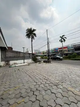 disewakan ruko 1 lantai luas 474 m² dekat Summarecon Bekasi