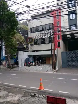 Gedung di Jl. IR Juanda Jakarta pusat Lokasi Strategis