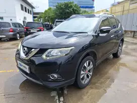 Pajak Panjang - Nissan X-Trail 2.0 Bensin-AT 2017