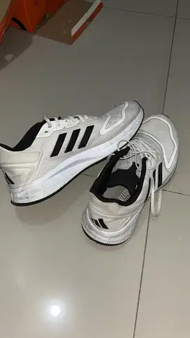 ADIDAS DURAMO 10 20231