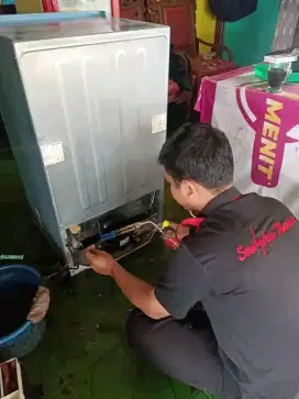 Jasa servis AC,bongkar pasang AC,tukar tambah ac,mesin cuci,kulkas