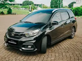 Honda Mobilio RS CVT 1.5 AT Matic 2017 - Hitam