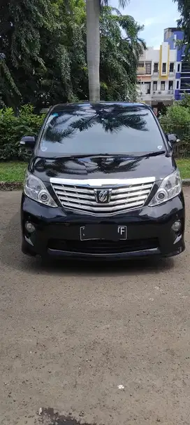 Toyota Alphard 2010 Bensin