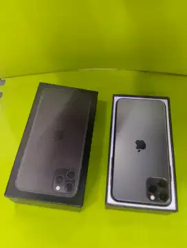 Iphone 11 pro max 256gb jamin baru ada