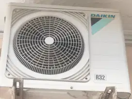 Ac daikin bekas dan berkelas