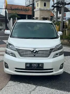 Vellfire 2.5 Premium sound 2011 AT KM 30