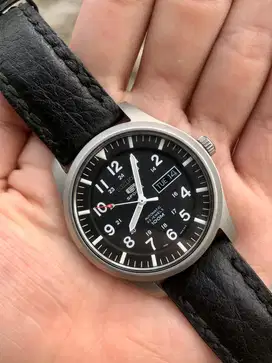 Seiko militiary SNZG15K1