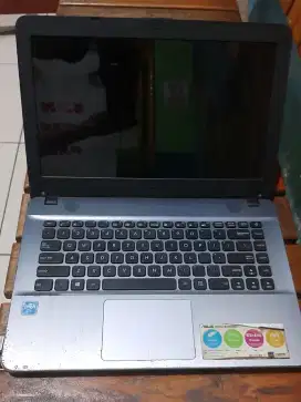 Laptop Asus celeron