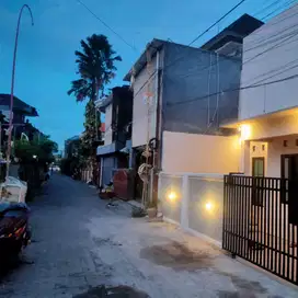 dijual rumah daerah renon hanya 950juta