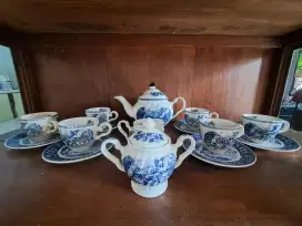 Tea set vintage