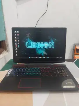 LAPTOP LENOVO LEGION Y720