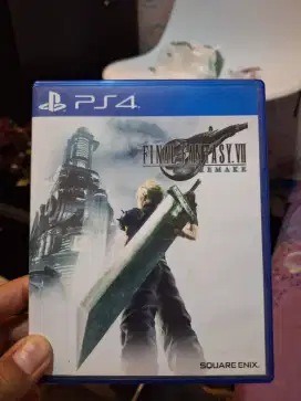 Kaset ps4 final fantasy 7 remake