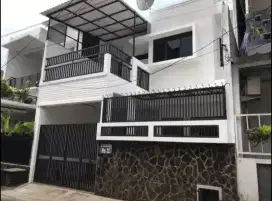 JALAN IKAN2 !!!  RUMAH MEWAH DI RAWAMANGUN