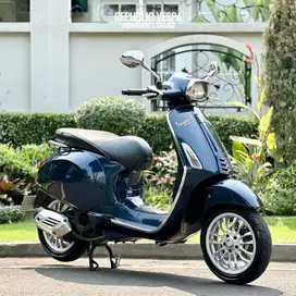 Vespa SPRINT 150 3V Tahun 2014 Warna Biru Navy VERY GOOD CONDITION.