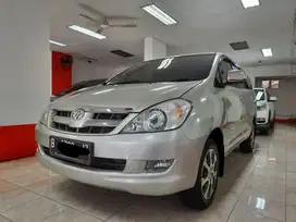 Toyota Kijang Innova 2.0 V at 2005