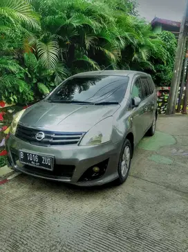 Nissan Grand livina 2011 Bensin