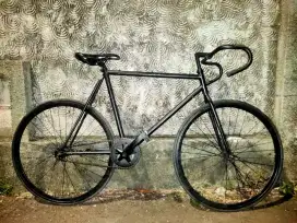 Sepeda Fixie Persuit