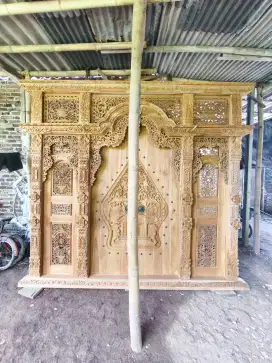 Pintu Gebyok motif klir