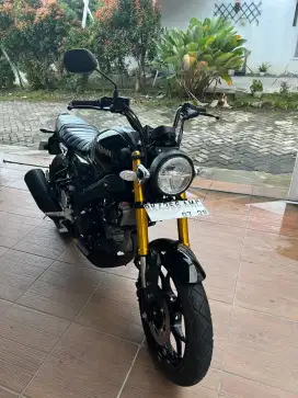 YAMAHA XSR 155 BLACK