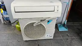 Ac daikin thailand r32 1,5pk + pasang