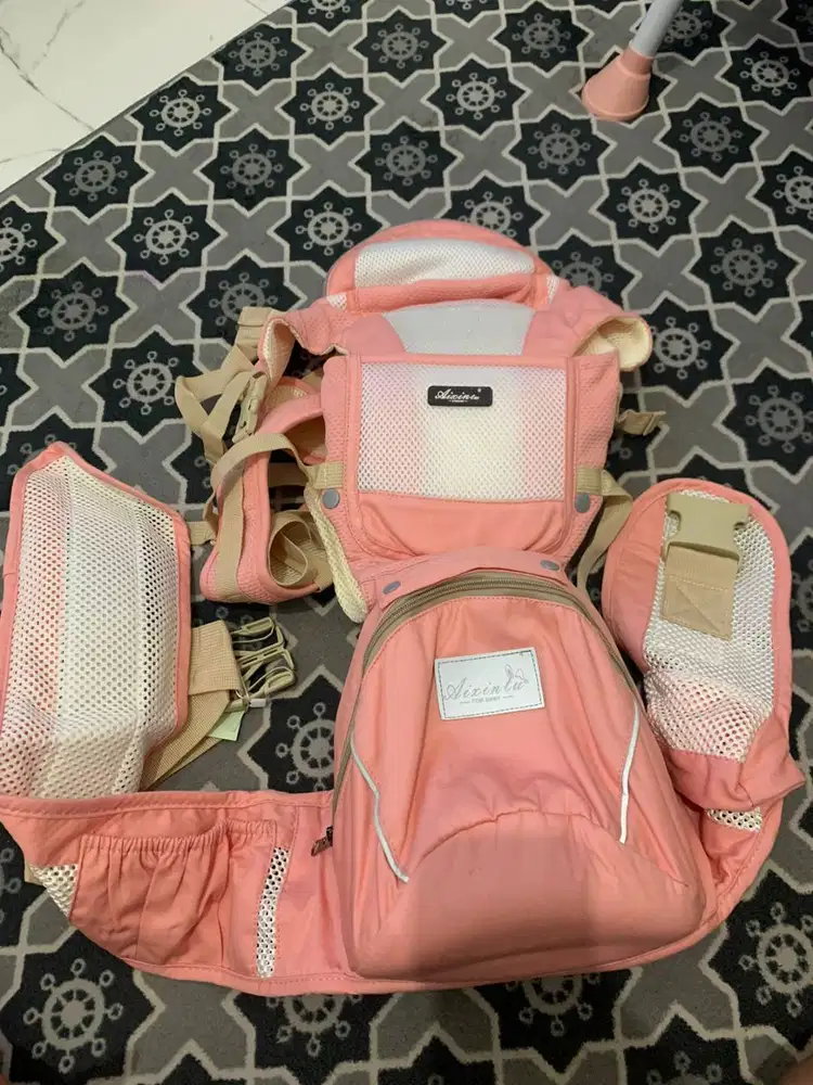 Gendongan Bayi Depan Axianta - Pink