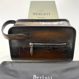 Tas berluti never been used fullset