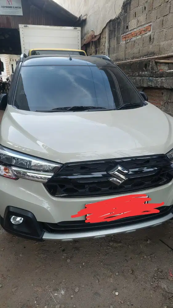 Suzuki XL7 2023 Bensin