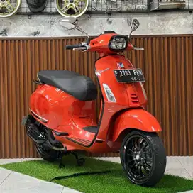 Vespa Sprint S IGET ABS FACELIFT 150 ie tahun 2022 warna Orange Tramo