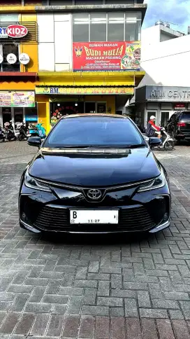 Corolla altis v at 2022