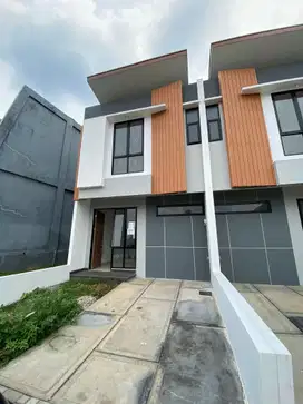 Rumah 2 Lt Hadap Utara 10 Mnt ke ITC BSD City Siap KPR J-26507