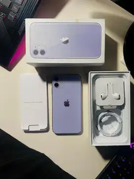 iPhone 11 64gb Purple