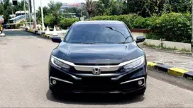 Honda Civic Sedan ES Sedan 1.5 Turbo Facelift 2020 NIK 2019 Low Km33Rb