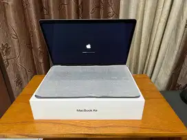 Macbook air 2020 i5/8gb/512gb