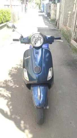 Piaggio Vespa Matic Lx 150 3vie 2011