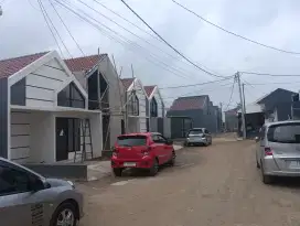 Cuma 150 jt , bisa 3x bayar , surat shm , Rumah bebas banjir di depok